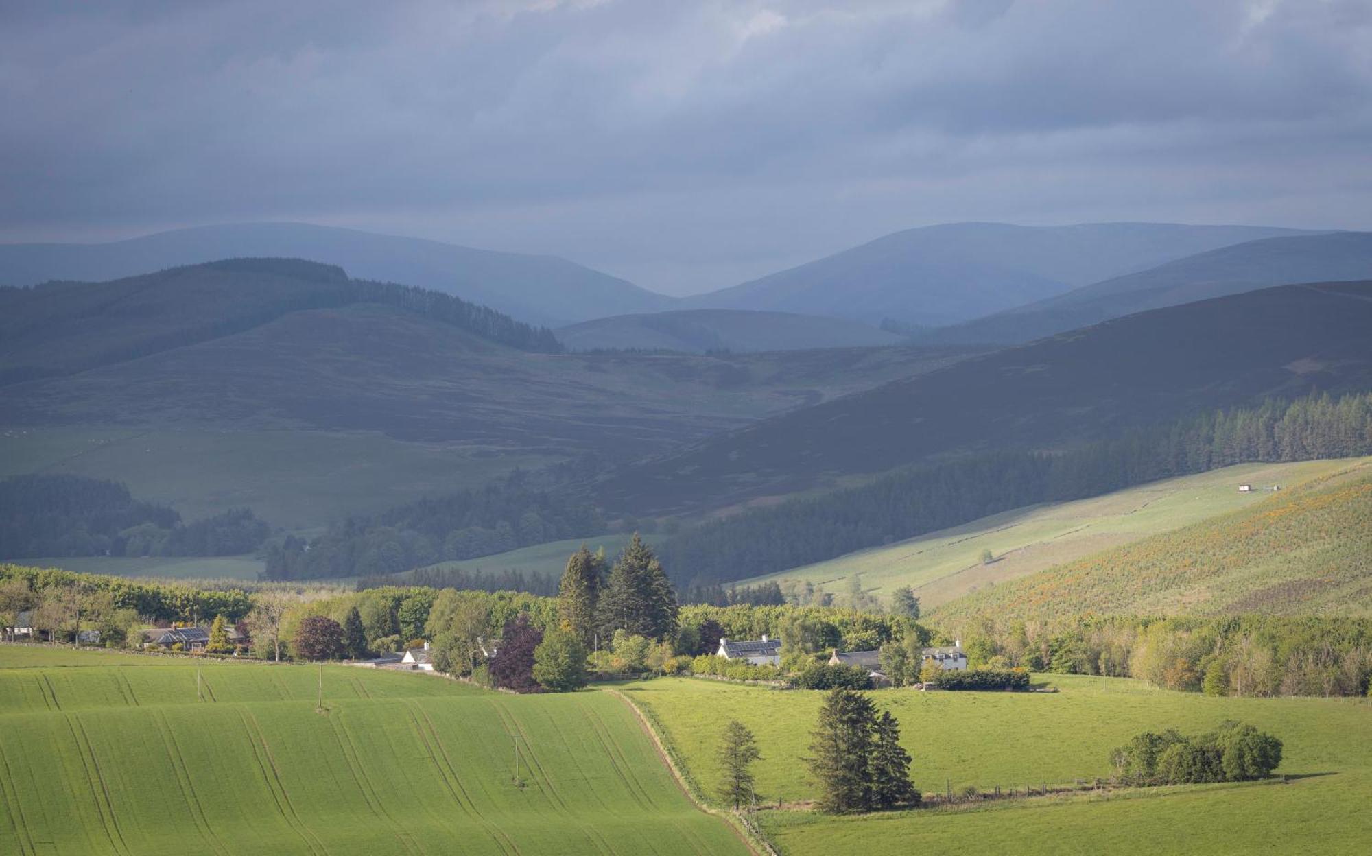 Clova Pod, Kilry Eco Pods Hotel Blairgowrie and Rattray Eksteriør billede